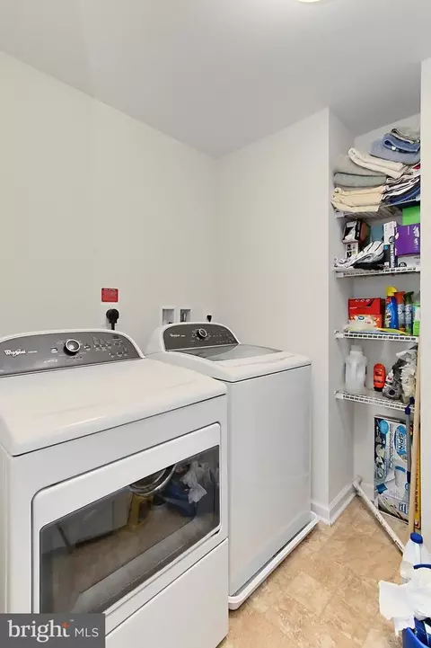 7440 Brunson Cir, Gainesville, VA 20155 photo 31