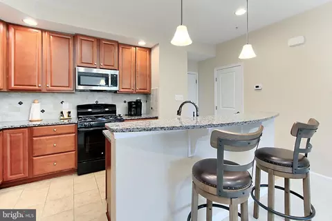 7440 Brunson Cir, Gainesville, VA 20155 photo 16