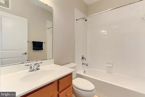 7440 Brunson Cir, Gainesville, VA 20155 photo 30