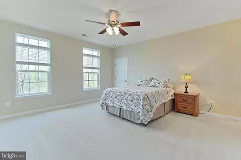7440 Brunson Cir, Gainesville, VA 20155 photo 19