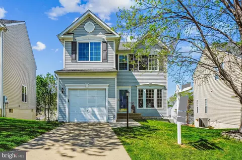 5512 Corbin Hall Ln, Manassas, VA 20112