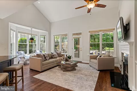6906 Broadleaf Ter, Gainesville, VA 20155 photo 22