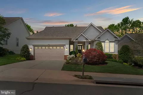 6906 Broadleaf Ter, Gainesville, VA 20155 photo 2