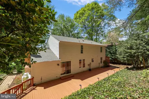Exterior - 4643 Holleyside Ct, Dumfries, VA 22025 photo 8 of 12