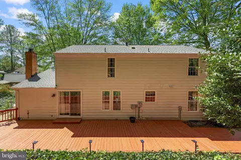 Exterior - 4643 Holleyside Ct, Dumfries, VA 22025 photo 5 of 12