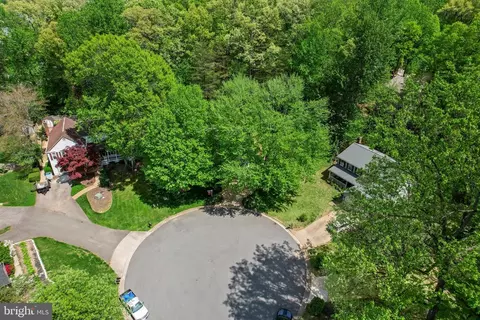 View/Area - 4643 Holleyside Ct, Dumfries, VA 22025 photo 1 of 8