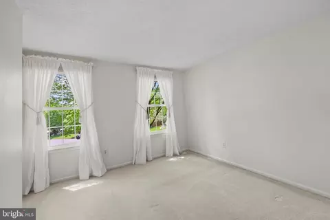 Bedroom - 4643 Holleyside Ct, Dumfries, VA 22025 photo 4 of 10