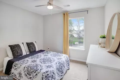 Bedroom - 10375 Navarone Pl, Manassas, VA 20110 photo 2 of 5