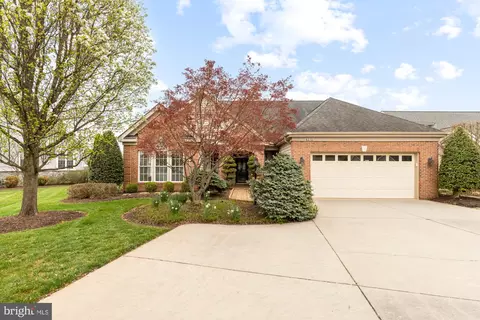 6373 Avington Pl, Gainesville, VA 20155