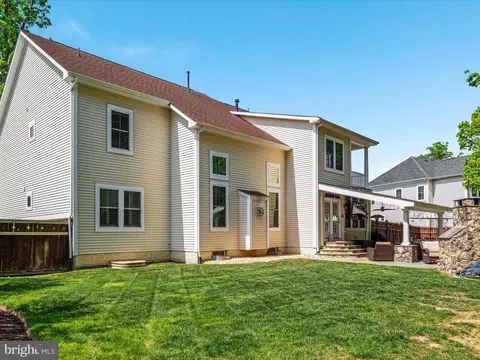 Exterior - 14475 Bluff Point Ct, Gainesville, VA 20155 photo 10 of 17
