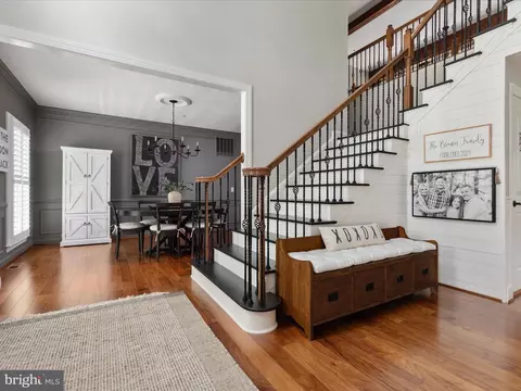 Entry Way - 14475 Bluff Point Ct, Gainesville, VA 20155 photo 1 of 4