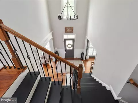 Entry Way - 14475 Bluff Point Ct, Gainesville, VA 20155 photo 4 of 4