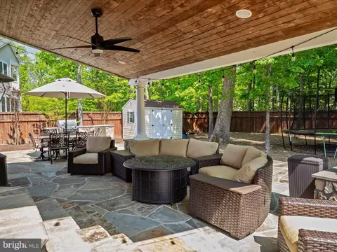 Exterior - 14475 Bluff Point Ct, Gainesville, VA 20155 photo 8 of 17