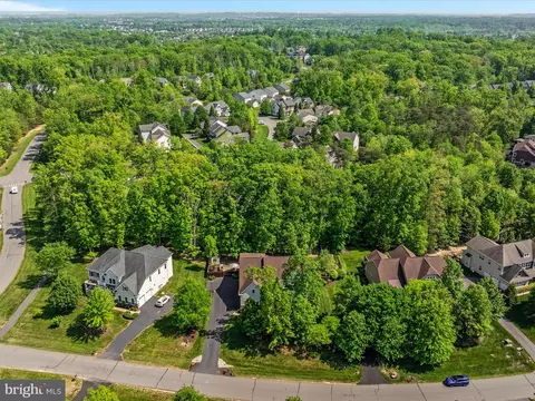 View/Area - 14475 Bluff Point Ct, Gainesville, VA 20155 photo 1 of 9