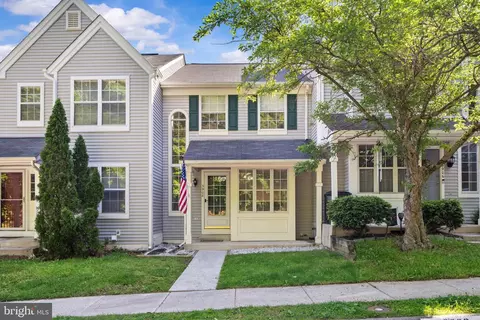 3908 Marquis Pl, Woodbridge, VA 22192