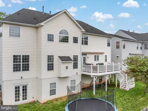 Exterior - 8705 Lords View Loop, Gainesville, VA 20155 photo 7 of 14