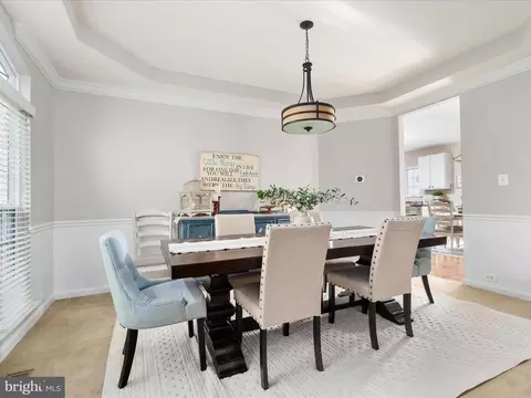 Dining - 8705 Lords View Loop, Gainesville, VA 20155 photo 1 of 2