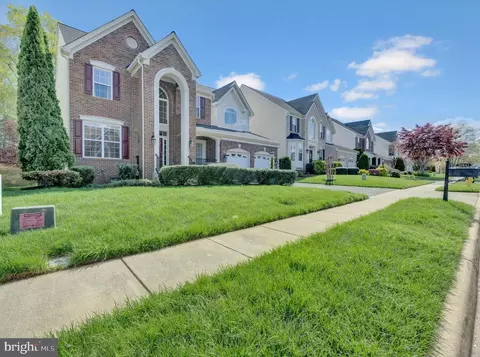 13041 Lashmere Ct, Woodbridge, VA 22192