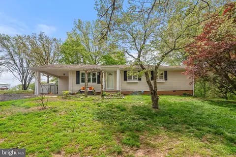 14615 Vint Hill Rd, Nokesville, VA 20181