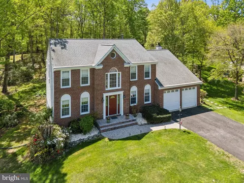 6089 Thrave Ln, Manassas, VA 20112