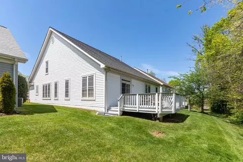 Exterior - 6833 Saddle Run Way, Gainesville, VA 20155 photo 3 of 4