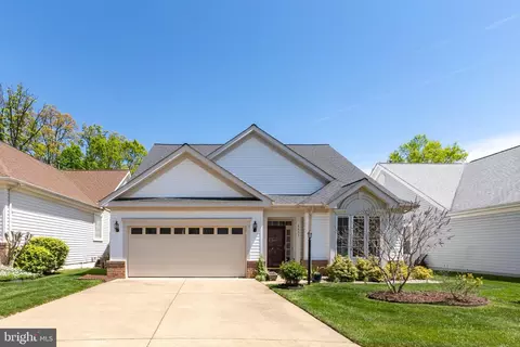 6833 Saddle Run Way, Gainesville, VA 20155