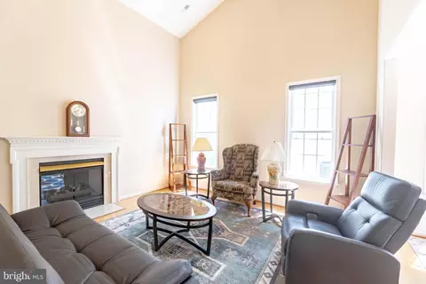 Living - 6833 Saddle Run Way, Gainesville, VA 20155 photo 1 of 2