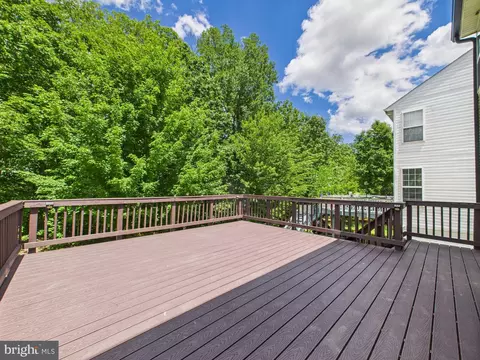 Exterior - 16558 Reservoir Loop, Dumfries, VA 22026 photo 7 of 11