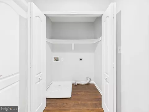 Entry Way - 16558 Reservoir Loop, Dumfries, VA 22026 photo 5 of 5