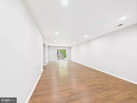 Living - 16558 Reservoir Loop, Dumfries, VA 22026 photo 11 of 13