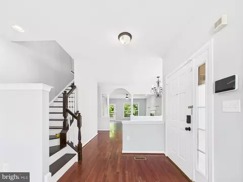 Entry Way - 16558 Reservoir Loop, Dumfries, VA 22026 photo 2 of 5