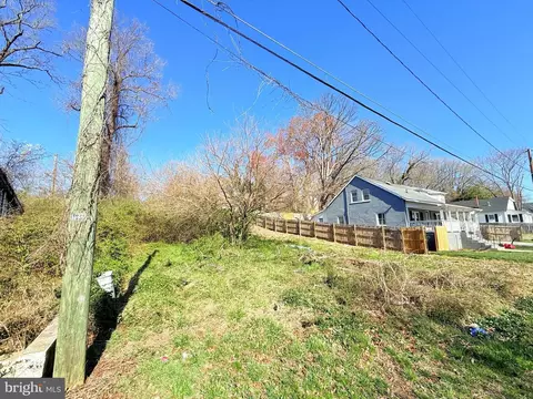 18510 Corby St, Triangle, VA 22172 photo 4