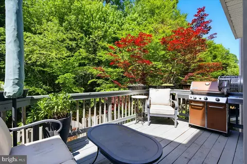 4158 La Mauricie Loop, Dumfries, VA 22025
