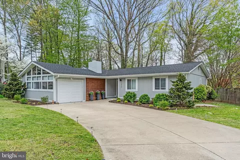 12704 Westport Ln, Woodbridge, VA 22192
