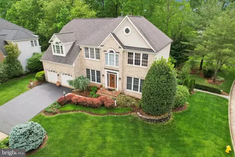 8130 Cancun Ct, Gainesville, VA 20155