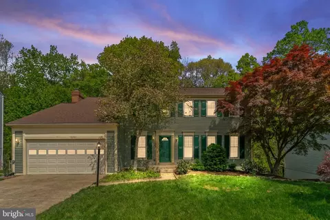 12501 Lolly Post Ln, Woodbridge, VA 22192