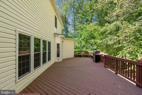 Exterior - 13109 Crestbrook Dr, Manassas, VA 20112 photo 4 of 6