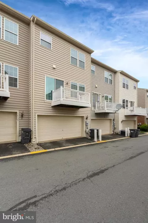 Exterior - 14123 Haro Trl, Gainesville, VA 20155 photo 7 of 8