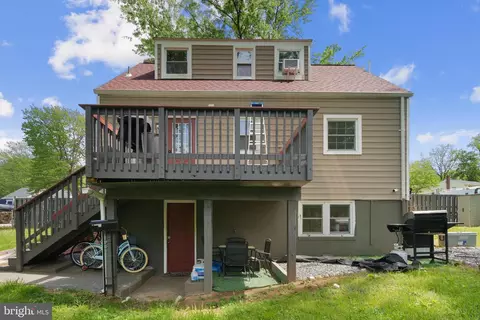 13432 Forest Glen Rd, Woodbridge, VA 22191