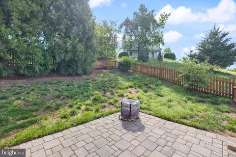 Exterior - 14401 Broadwinged Dr, Gainesville, VA 20155 photo 8 of 10