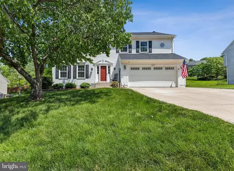 16069 Hayes Ln, Woodbridge, VA 22191