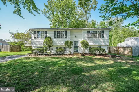 3338 Bybrook Ln, Woodbridge, VA 22192