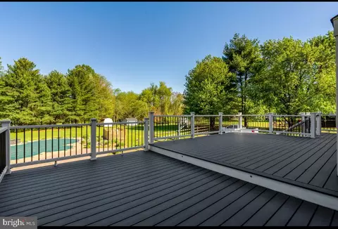 Exterior - 4187 Stepney Dr, Gainesville, VA 20155 photo 2 of 8