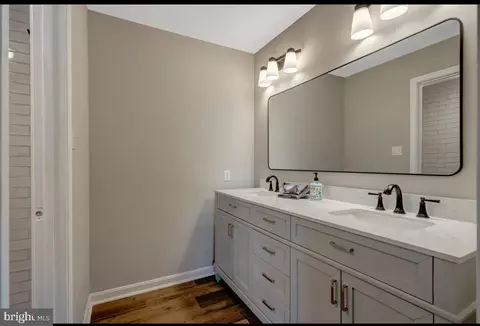Bath - 4187 Stepney Dr, Gainesville, VA 20155 photo 1 of 5