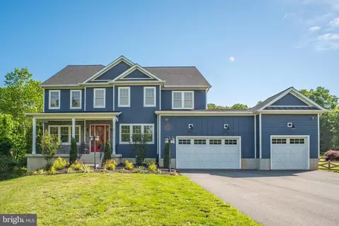 12516 Homestead Dr, Nokesville, VA 20181