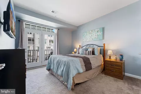 Bedroom - 7494 Brunson Cir, Gainesville, VA 20155 photo 1 of 7