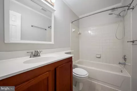 4238 Jonathan Ct, Dumfries, VA 22025 photo 8