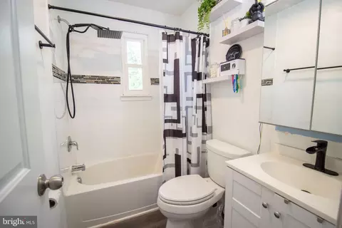 18907 Barnette Cir, Triangle, VA 22172 photo 17