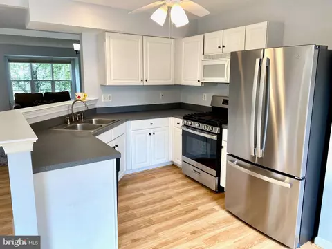 14335 Newbern Loop, Gainesville, VA 20155 photo 8