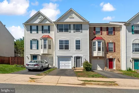 7632 Helmsdale Pl, Manassas, VA 20109